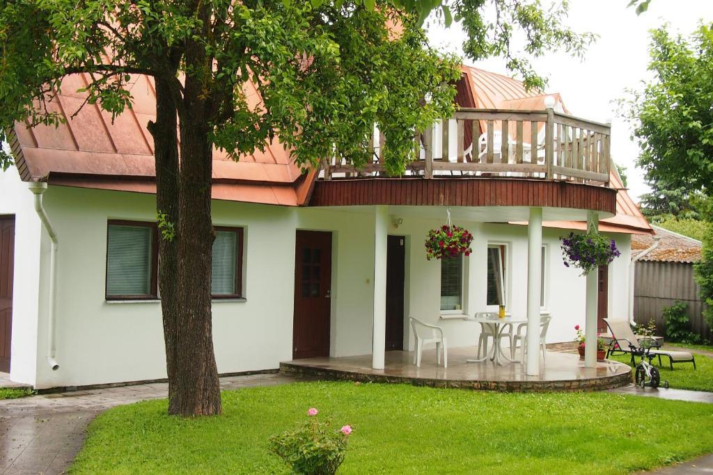 Maenni Guesthouse Haapsalu Room photo